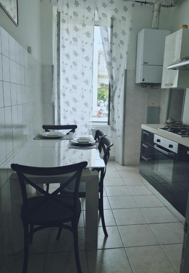 Apartamento La Casa Sulla Piazzetta Albenga Exterior foto